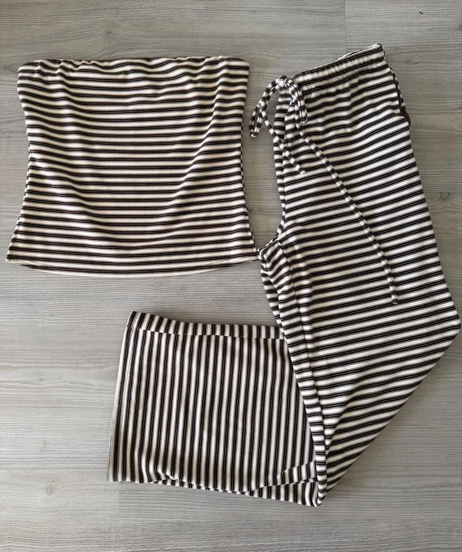 Bailey Rose Striped Wide