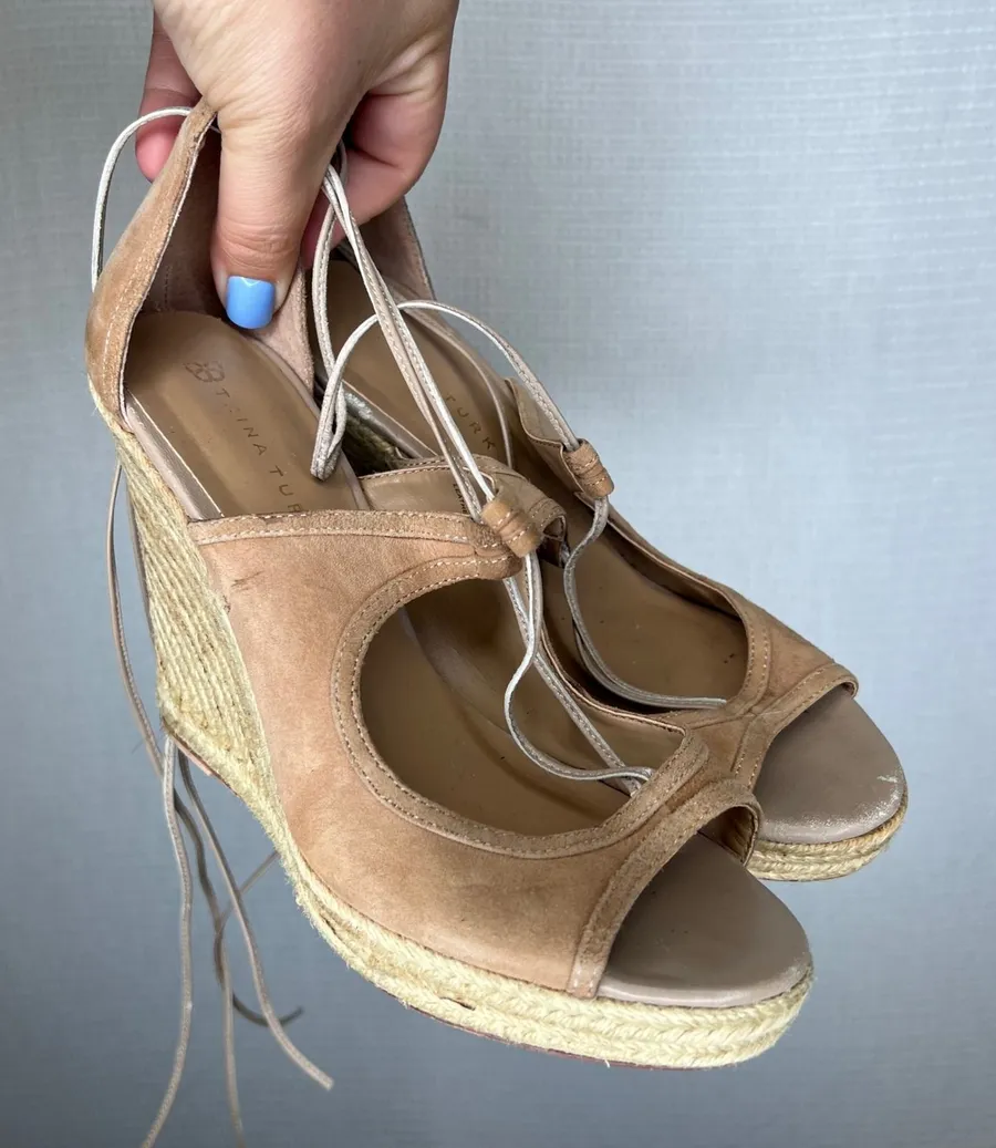 Trina Turk Tan Suede Espadrille Wedge Sandals Lace Up Ankle Tie 8M