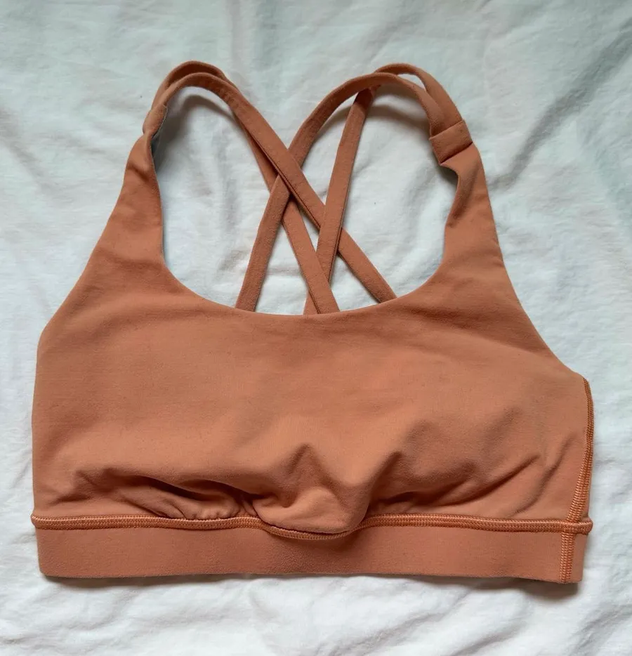 Lululemon Strappy Cross Back Sports Bra Peach Size 4