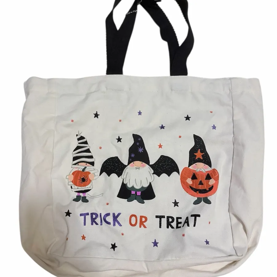 5/$30 🎈 Halloween gnomes Trick or Treat Canvas Tote White