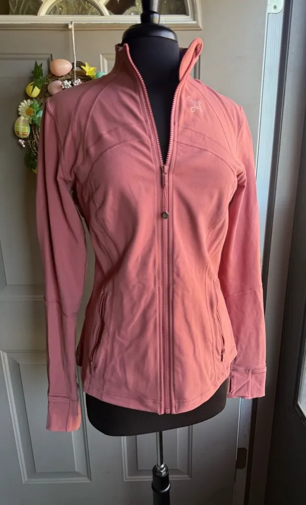 Lululemon Athletica Define fitness zipper jacket, size 12