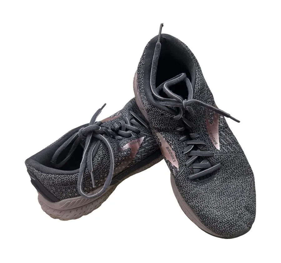 Brooks Adrenaline GTS 21 Women's Running Shoes Gray Pink Size 9 Medium