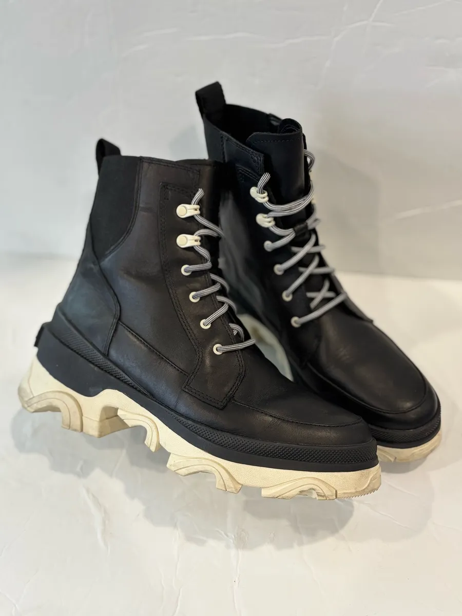 Sorel Brex leather lace up platform boots