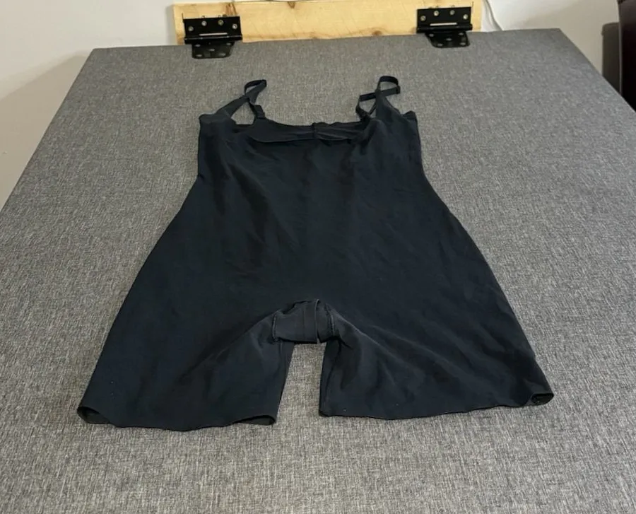 Wacoal Women's Black Shapewear Romper Sz L Style 802330