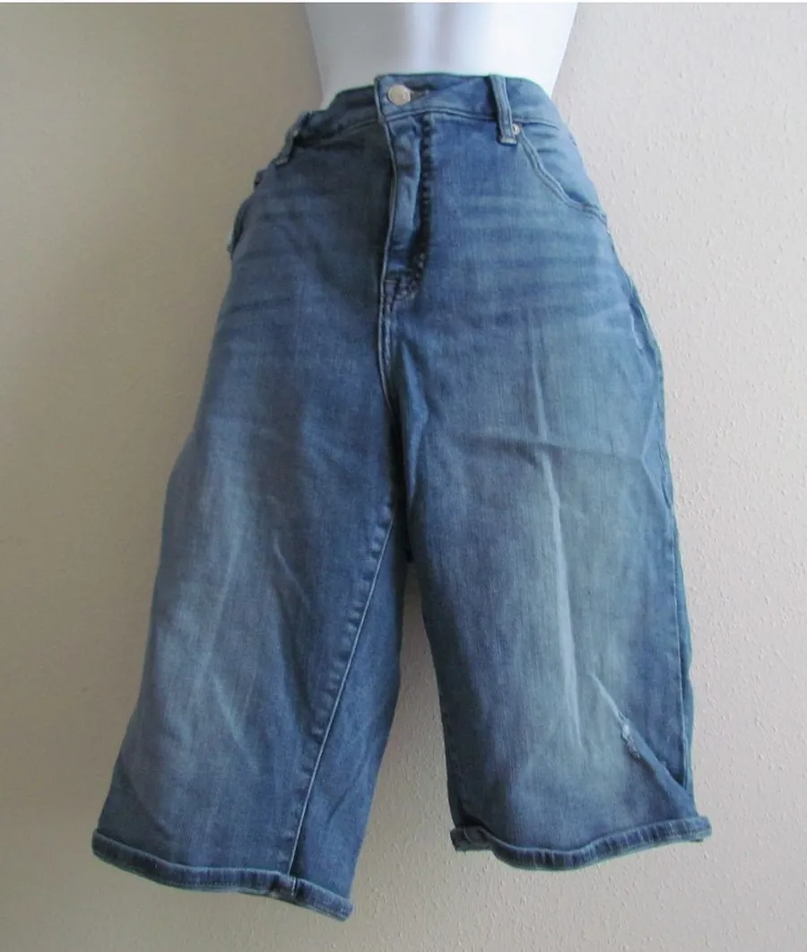 Lucky Brand Denim Bermuda Shorts 36 Blue Distressed Stretch Jean Shorts