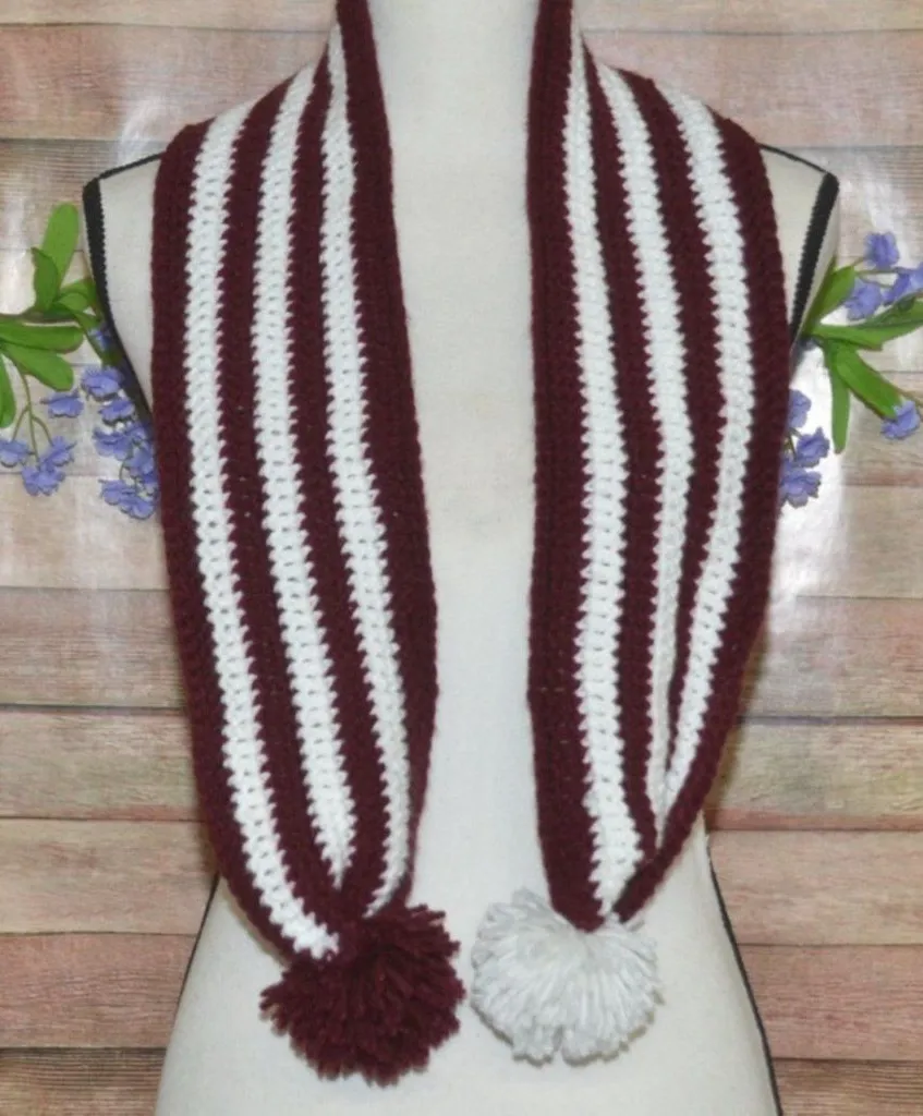 Hand Knit Crochet Maroon & White Scarf Pom Pom Ends Neck Warmer Texas A&M Gear