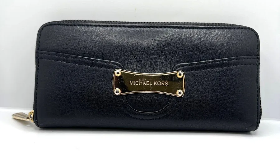 MICHAEL KORS Black Wallet