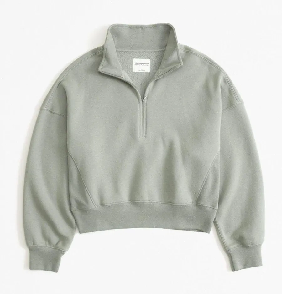 Essential Sunday Half-Zip