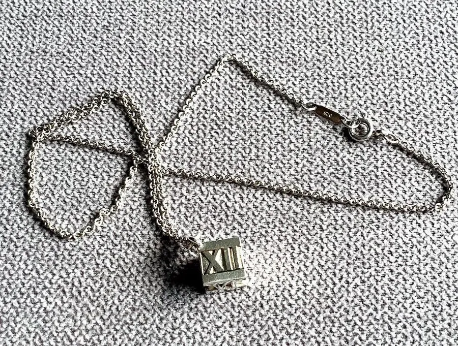 Authentic Tiffany ATLAS necklace 💫💫💫