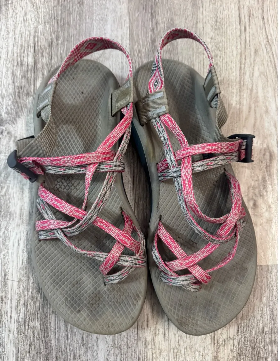 Chaco Z/Cloud 2 Womens Size 10 Pink Grey Strappy Toe Loop Hiking Sandals