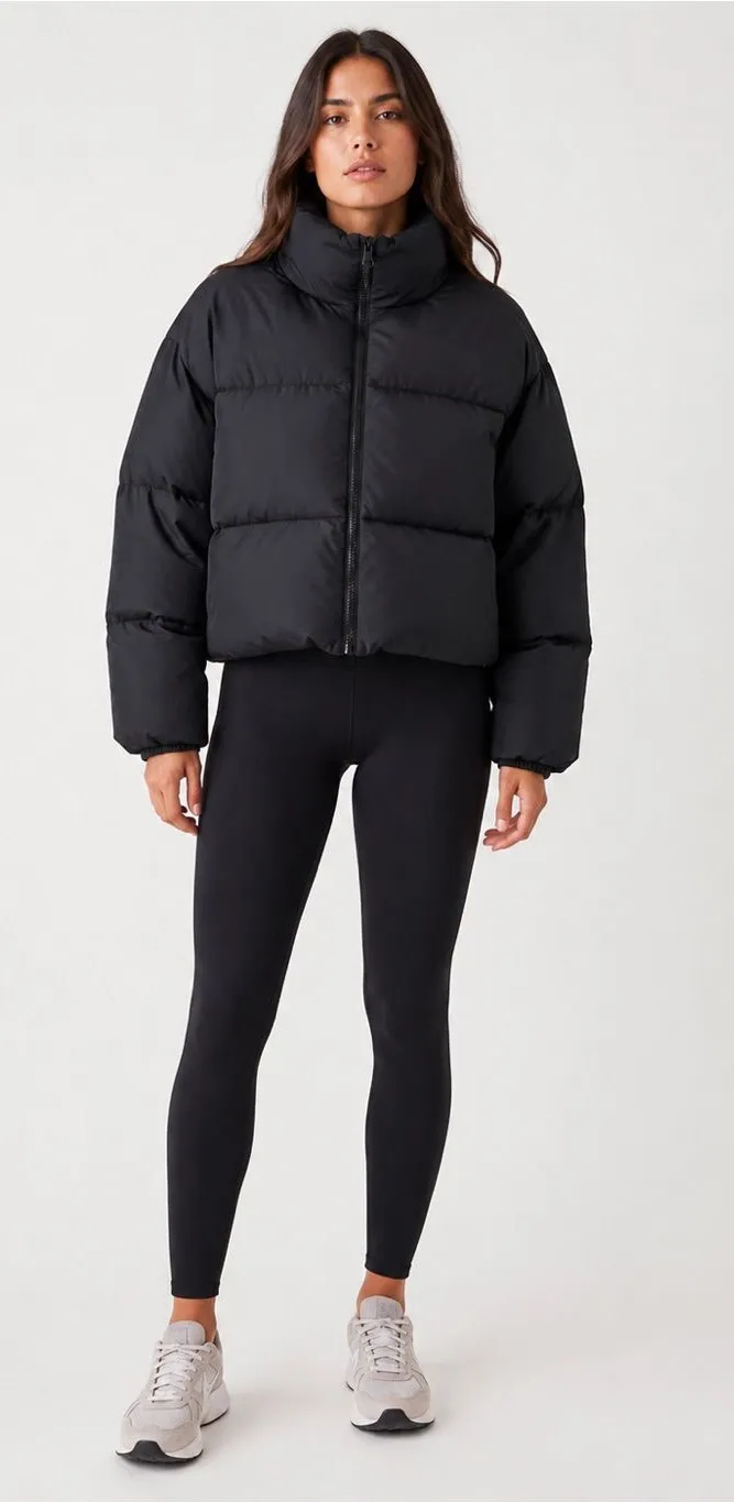 Fabletics Womens Medium Black Cropped Puffer Jacket High Collar Zip Winter Coat