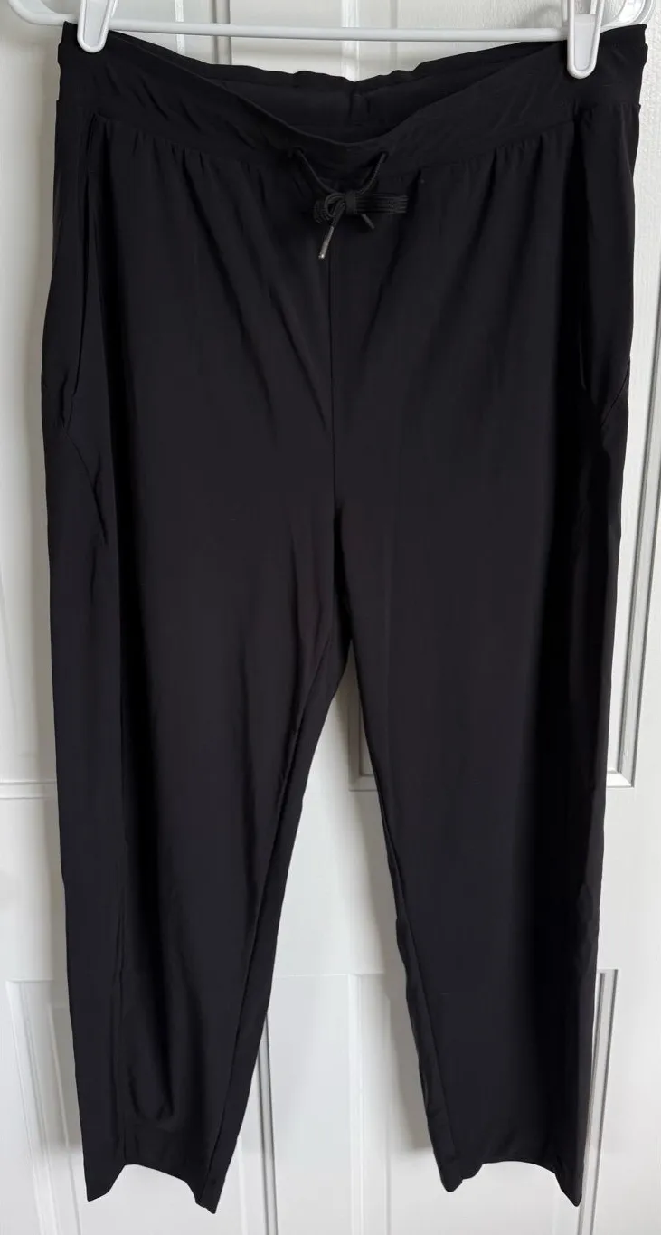 Sweaty Betty Explorer Black Cropped Jogger Pants Size M US 8