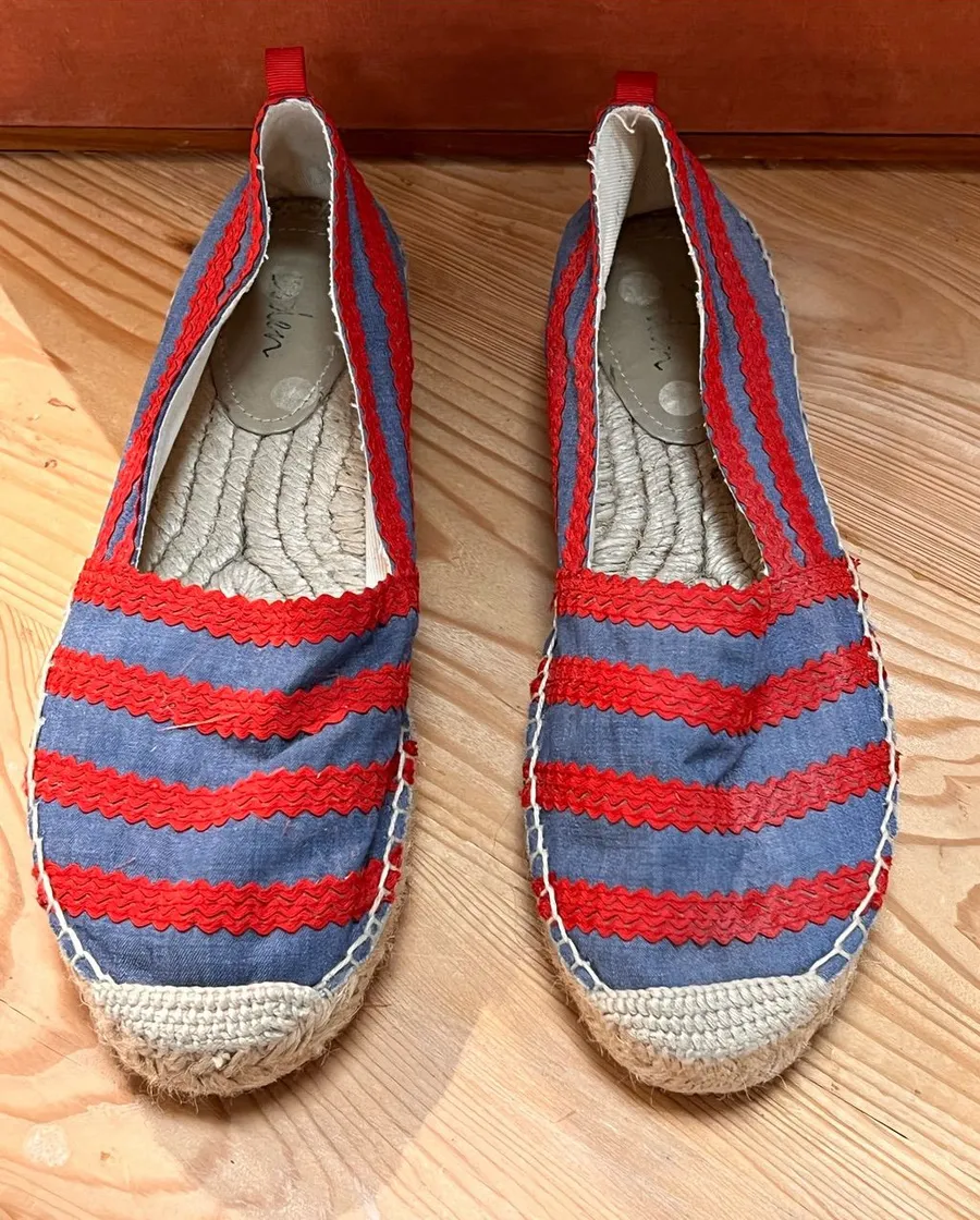 Boden Red and Blue Striped Espadrille Flats Womens 7.5