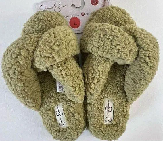 NWT Jessica Simpson Olive Green Fuzzy Slip On Memory Foam Slippers