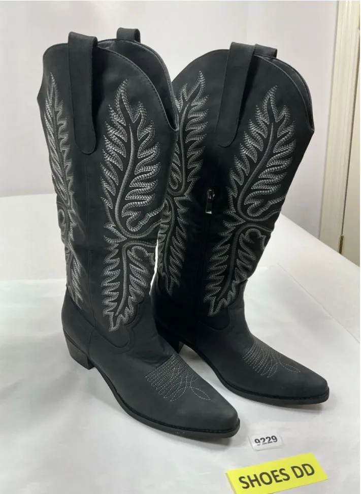 Womans Excellent Pullon Knee High Cowgirl Boots Size 12 Gray Embroidered