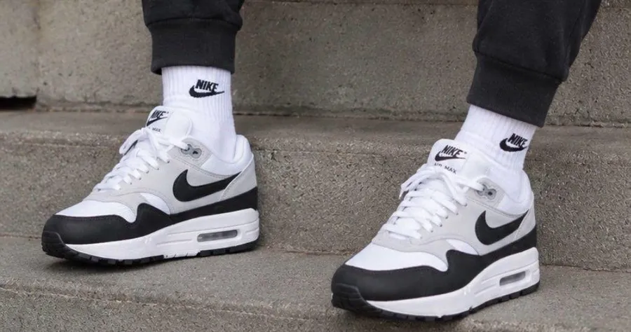 Nike Air Max 1 Black White Retro Sneakers Youth Size 5Y