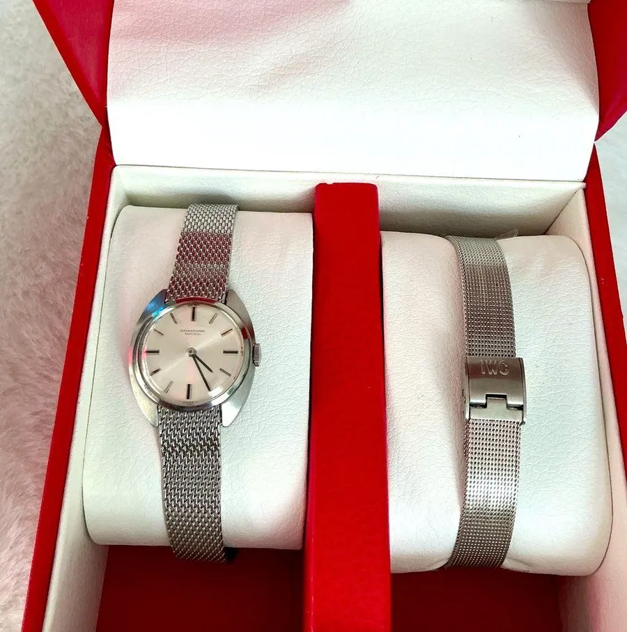 INTERNATIONAL WATCH COMPANY watch ❤️❤️ Silver