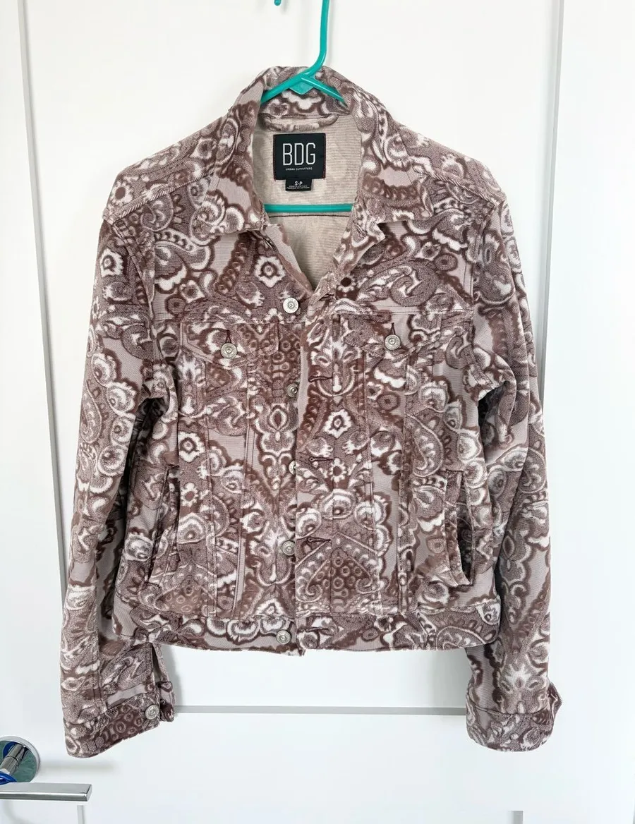BDG Urban Outfitters Paisley Velvet Trucker Jacket Small/P