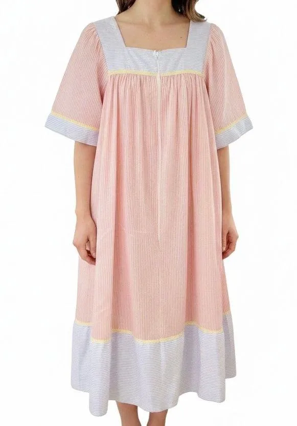 Vintage 70s Seersucker Striped House Dress Zip Robe Summer Pastel Pink Blue S