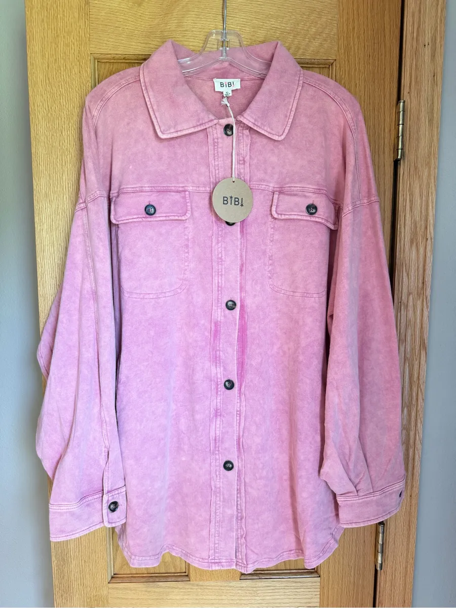 BiBi Pink Button Down Shacket Jacket Size XL
Oversized Tunic Slouchy Cozy NWT