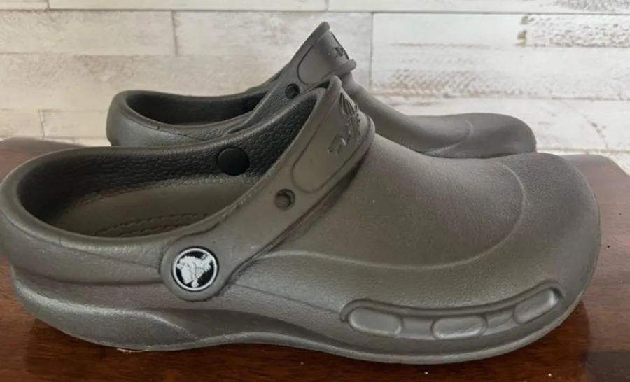 Crocs MARIO Batali Bistro Chef, Nurse Work Clogs Mens 6, Women's 8