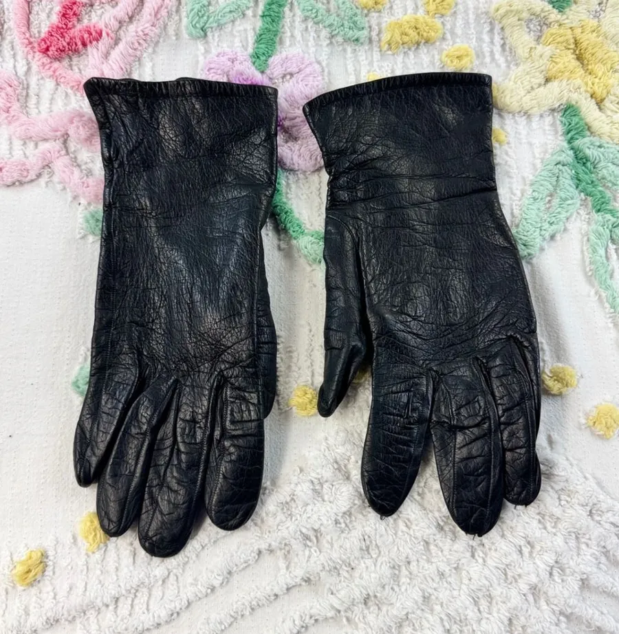 Loewe Vintage Black Leather Gloves Made in Spain Luxury Winter Accessories