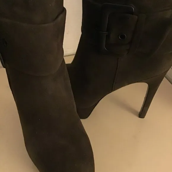 Via Spiga women gray suede platform heel boots US 8