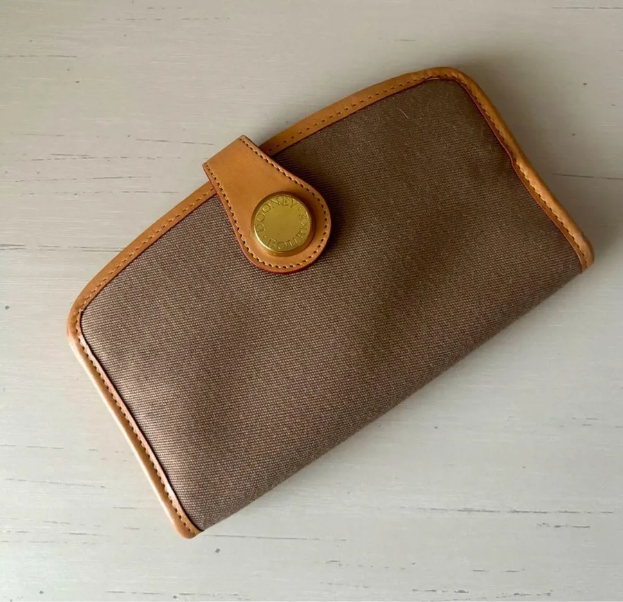 NWT Vintage Dooney and Bourke clasp bifold canvas brown wallet with leather trim