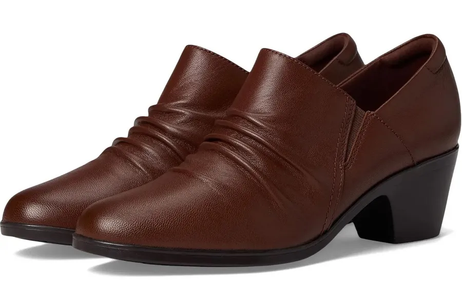 NIB! Clarks Emily2 Cove British Tan Leather Pump Booties - Size 9