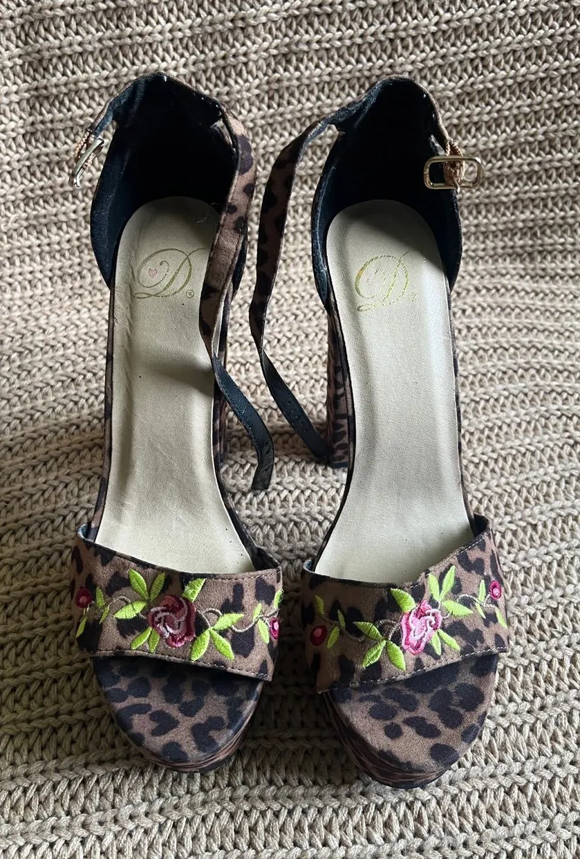 Dream Pairs Leopard Print Ankle