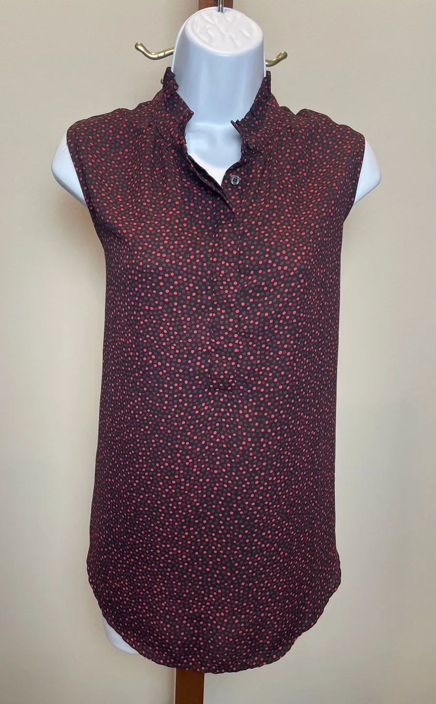 Ann Taylor Top Black Red Polka Dots Sleeveless Mock Neck Ruffle Chiffon Size M