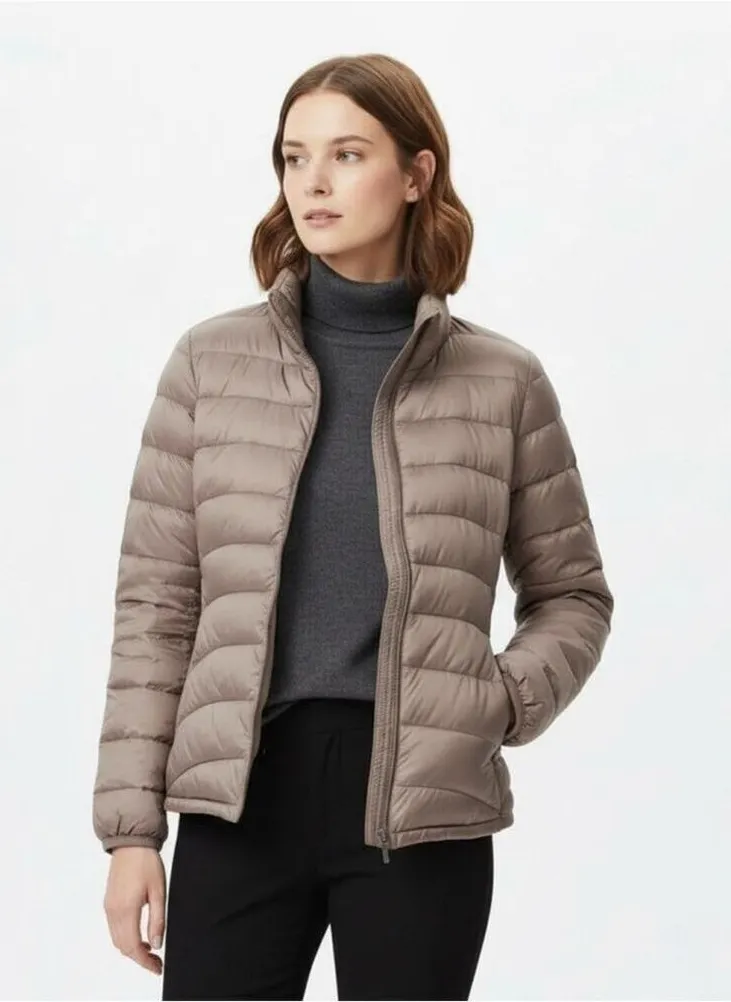 Uniqlo Ultra Light Down Packable Puffer Jacket Greige Champagne L Quiet Luxury