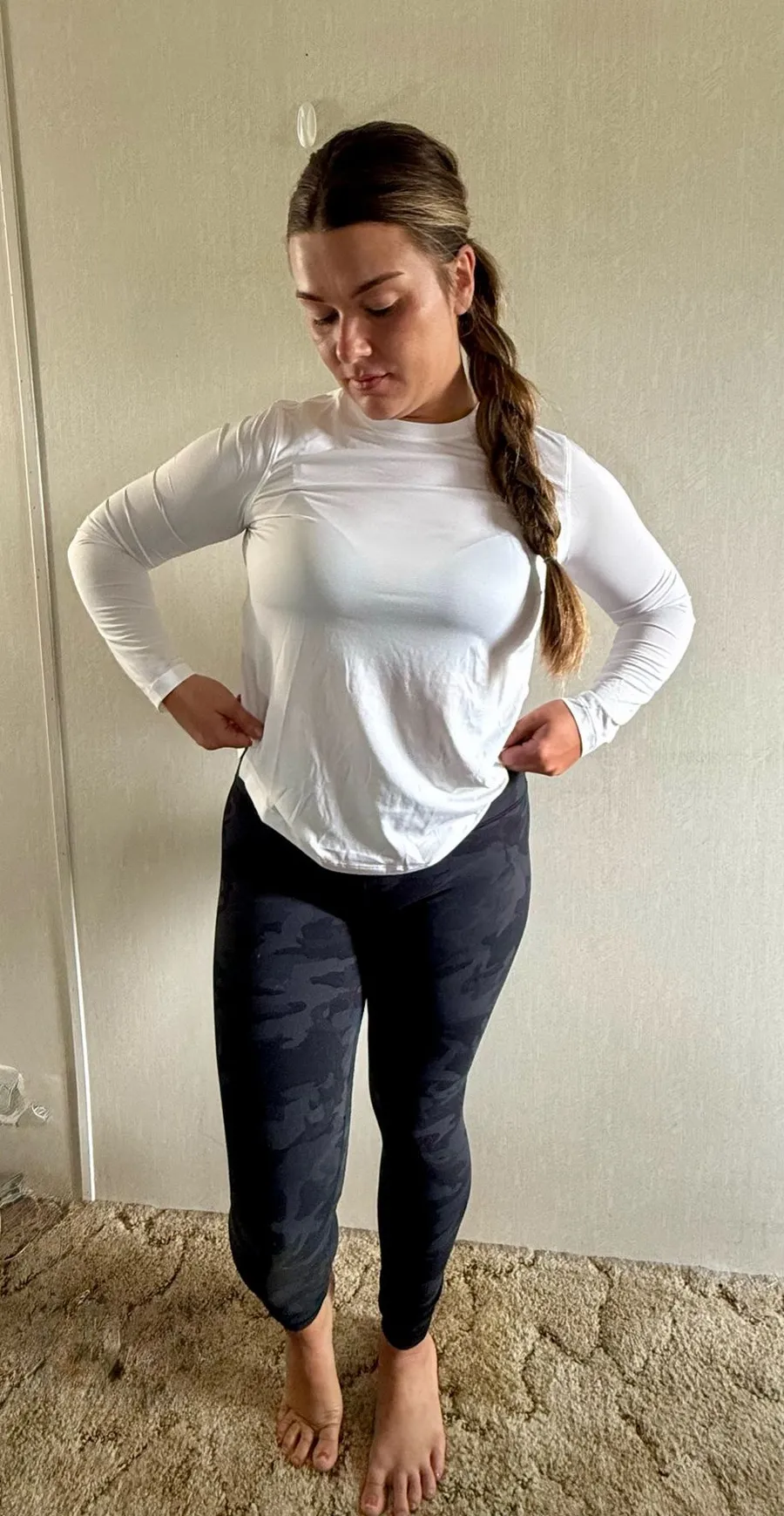 Lululemon Ultralight Hip-Length Long Sleeve Shirt White Size 6