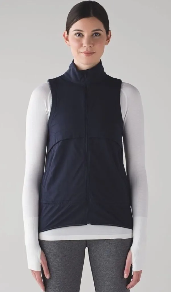 Lululemon Kicking Asphalt Vest Midnight Navy 4 Lightweight adjustable vest