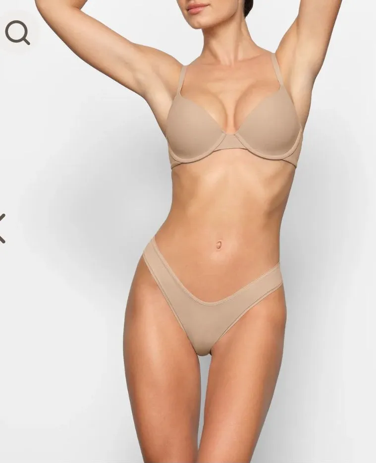 NWT SKIMS Fits Everybody T-Shirt Bra in CLAY Sz 32C