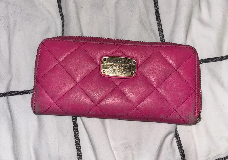michael kors wallet