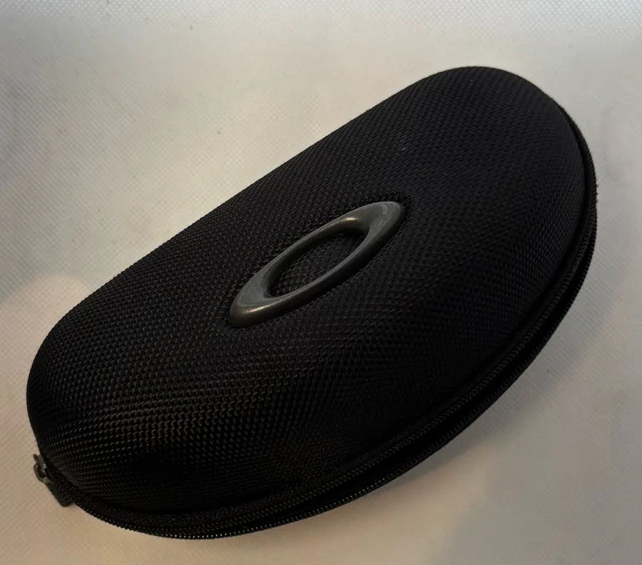 Oakley | Radar Array Soft Vault glasses case