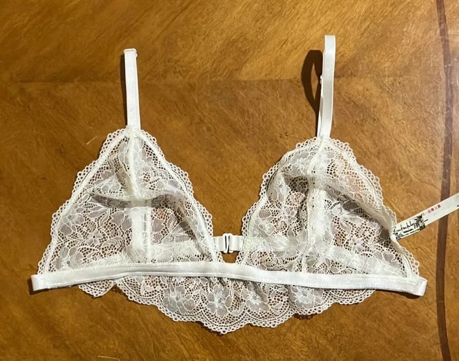 Free People white Lace Bralette Intimates Size Large
