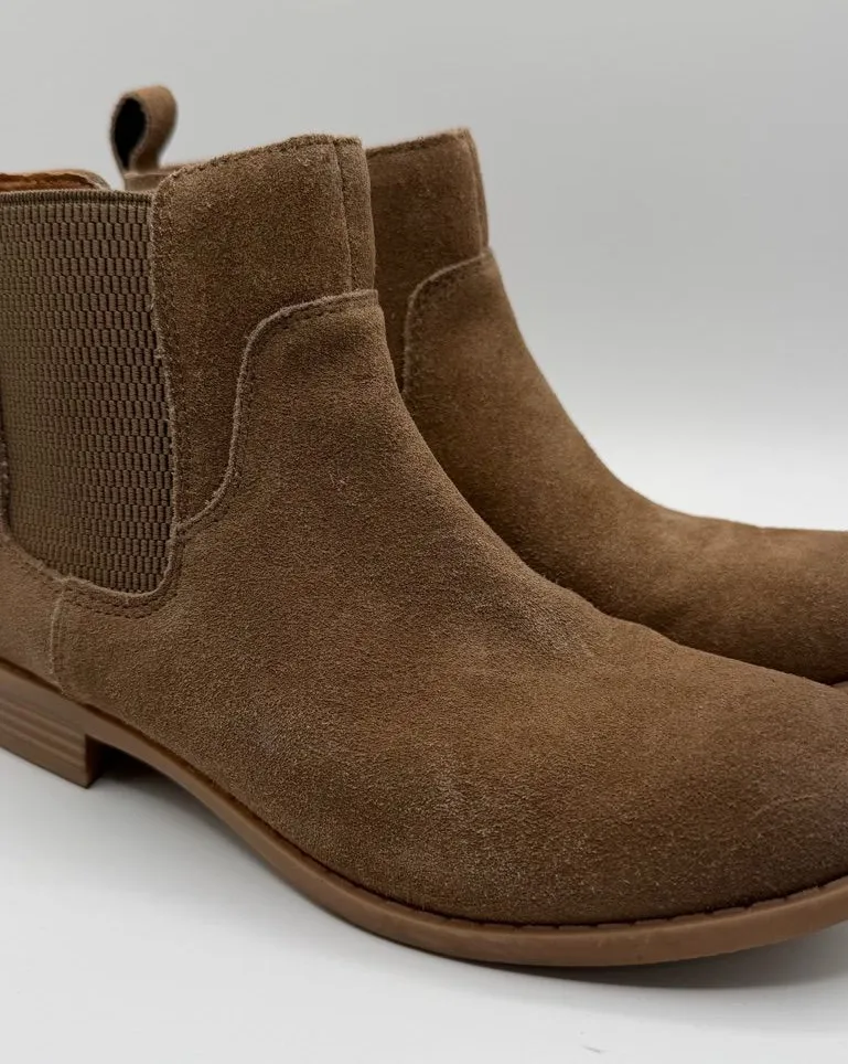 b.o.c Born Concept Khele21 Brown Suede Chelsea Ankle Boots Women’s 7M Size 7