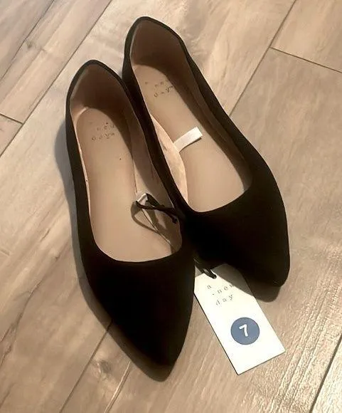 A New Day black ballet flat pointed toe shoes black size 7