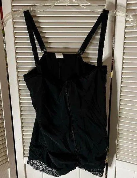 LG fitted one piece black lace body shaper