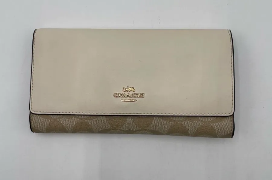Coach Slim Trifold Wallet In Signature Canvas EUC Logo Designer