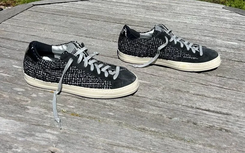 P448 John Paisley Lace Up Low Top Sneakers size 39 9 US