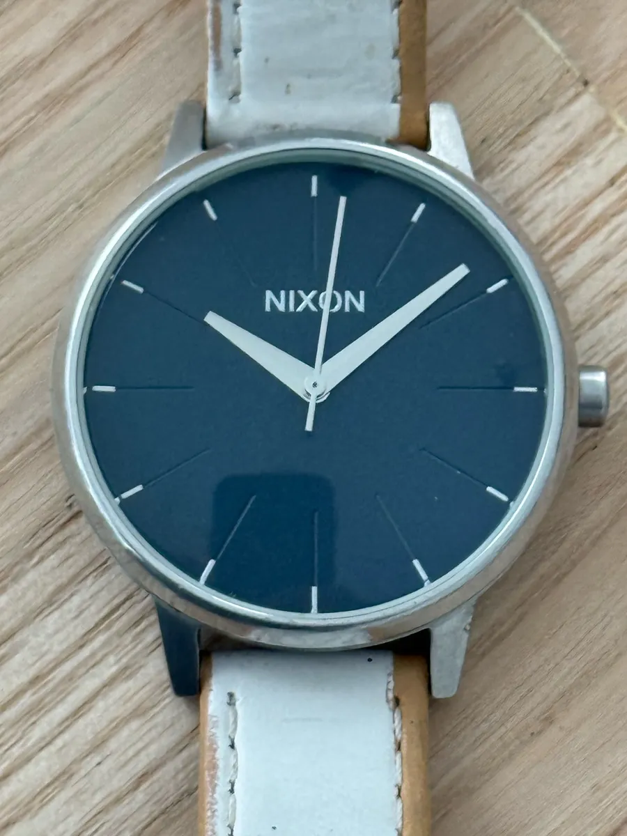 Nixon Movin’ Out The Kensington Watch Stainless Case Blue Dial White Tan Strap