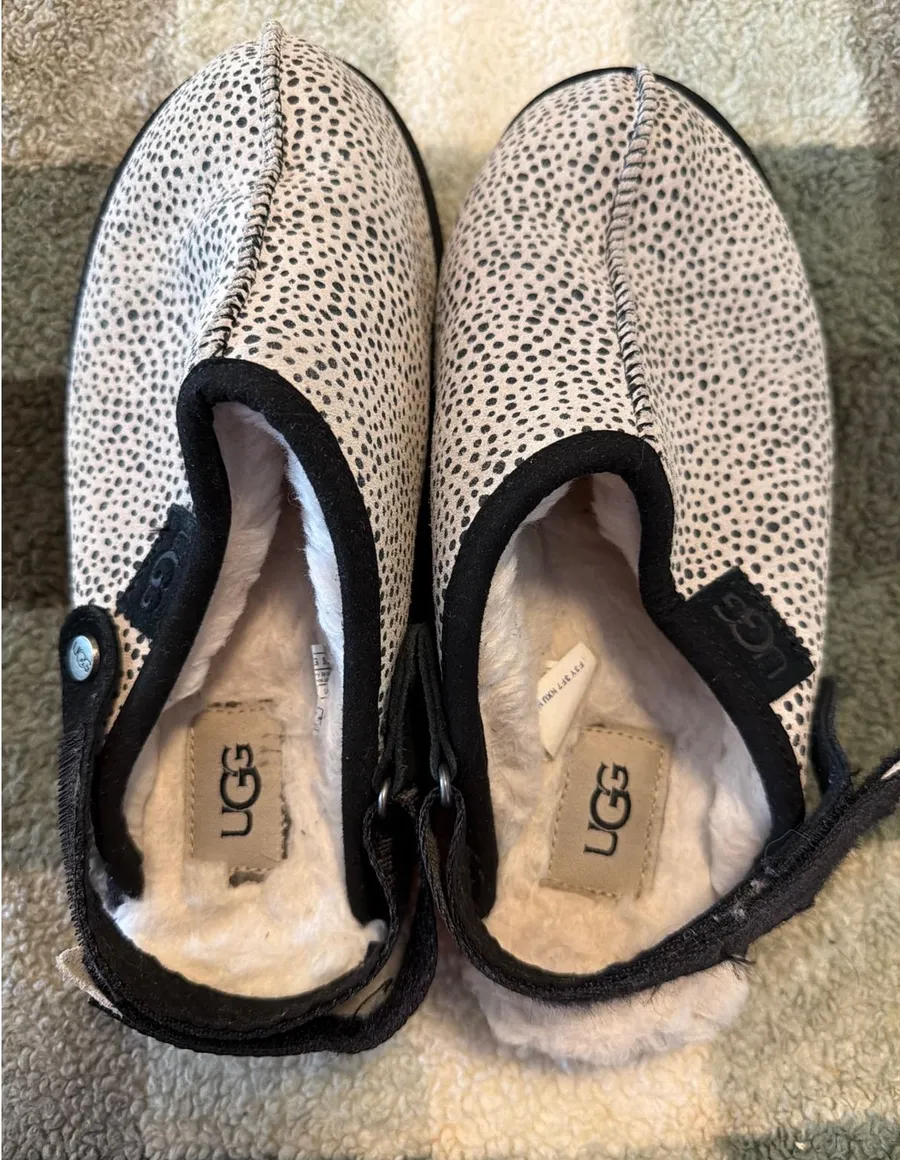 UGG Funkette Dalmatian Print Suede Platform Slippers Womens 7 White Black