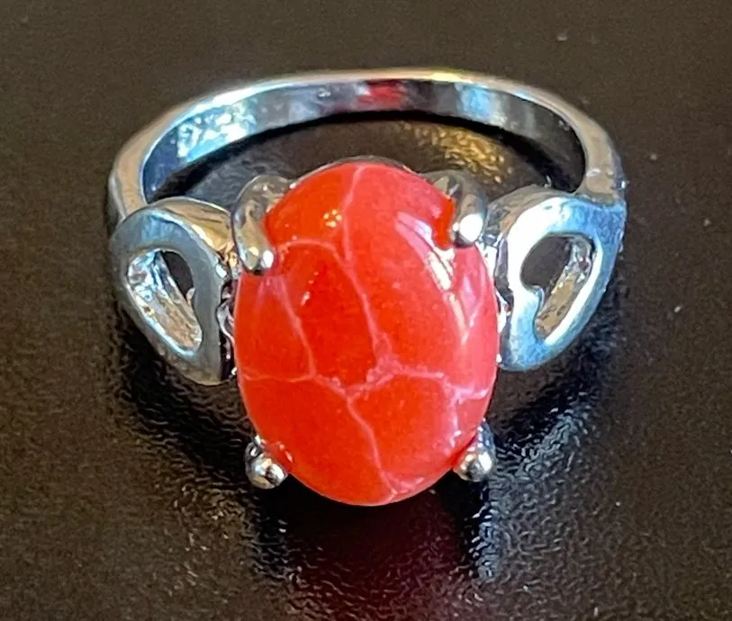 Red gemstone S925 silver heart ring size 8.25