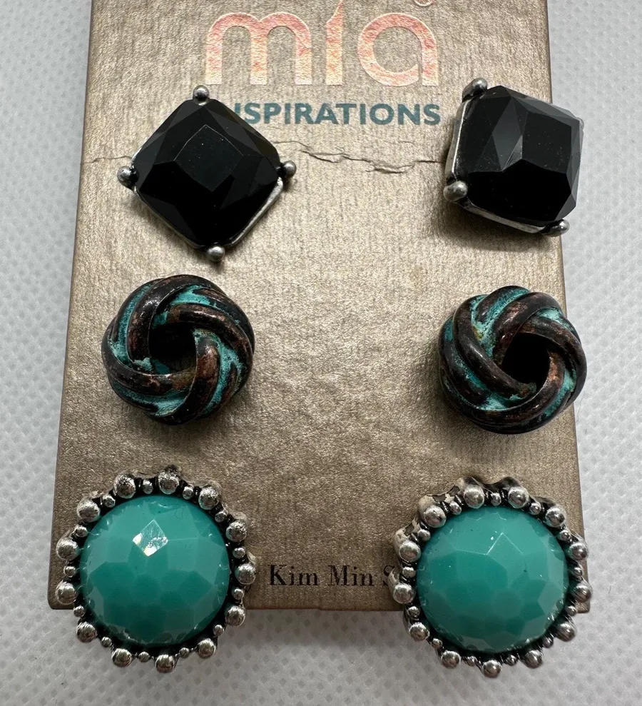 Mia Inspirations Lot of 3 - Turquoise Colored Black Western Stud Earrings New
