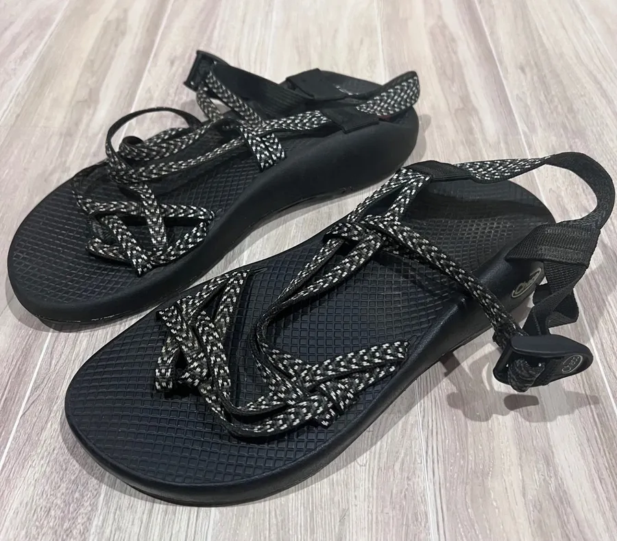 Chaco Women's Z/Cloud Black Adjustable Sport Sandal Walking Comfort Size W10