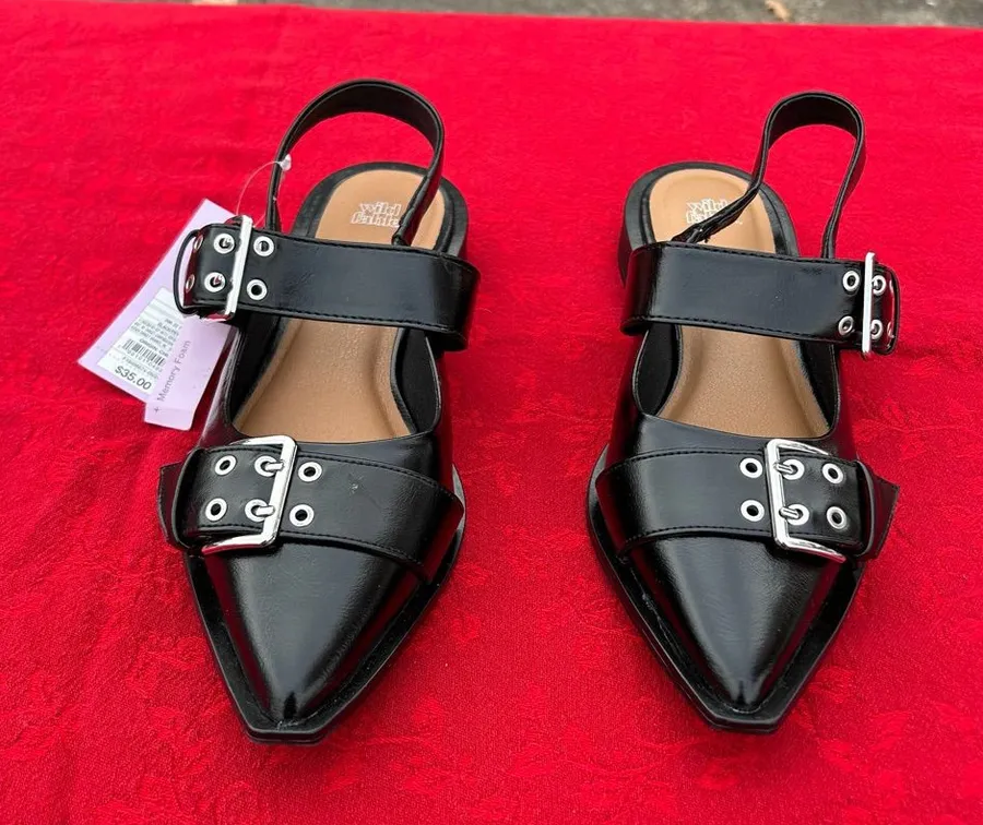 Size 8 Peyton Double Buckle black Slingback Flats by wild fable