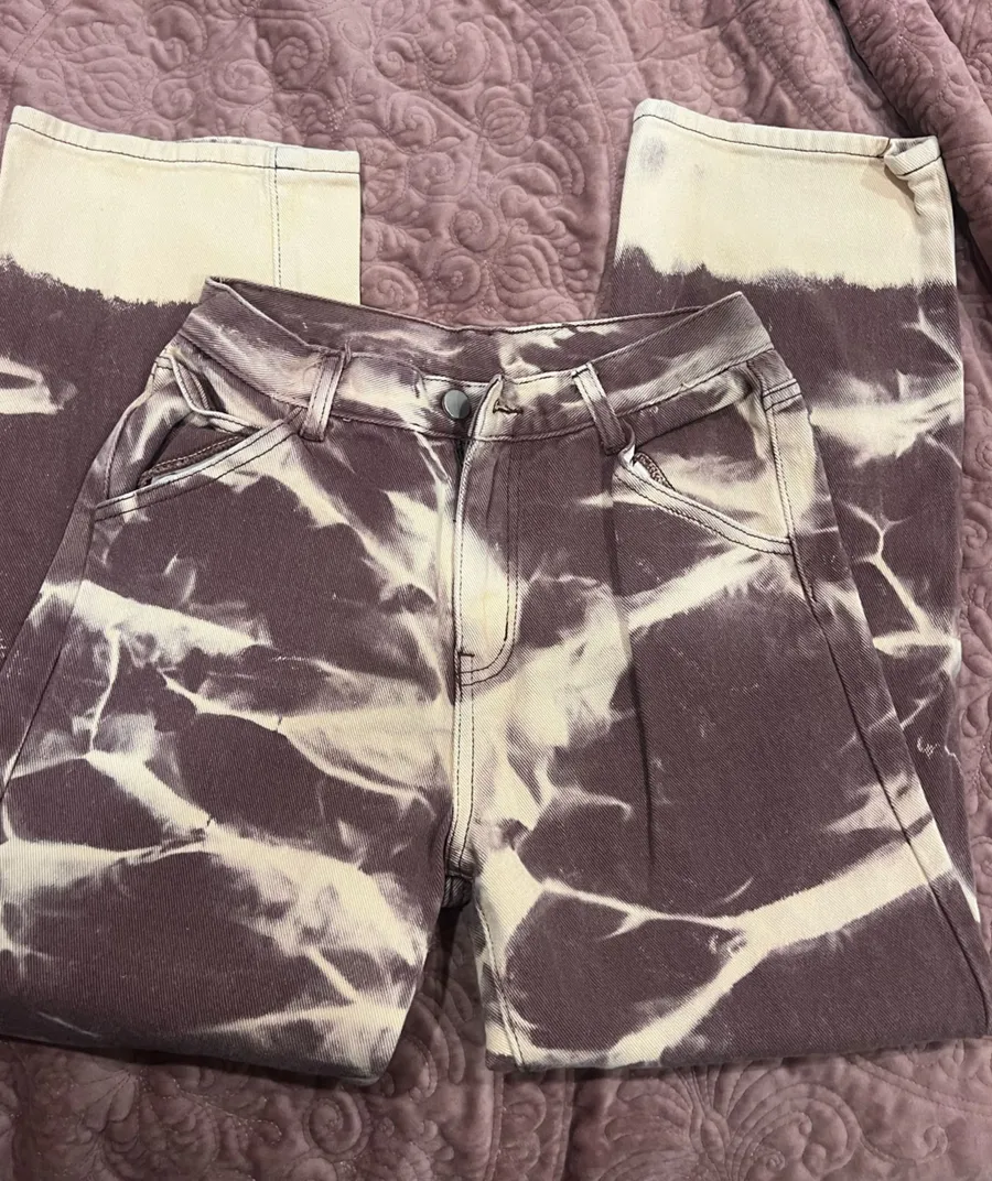 High-Rise Skinny Tie-Dye Jeans in Purple and Cream